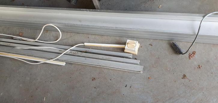 Zonwering screen zonnescherm, Doe-het-zelf en Verbouw, Rolluiken, Gebruikt, Ophalen