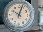 Authentieke Franse Elektrische Klok, Antiek en Kunst, Antiek | Klokken, Ophalen of Verzenden
