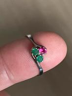 8 karaat witgouden vintagering met smaragden en robijn, Sieraden, Tassen en Uiterlijk, Ringen, Ophalen of Verzenden, Zo goed als nieuw
