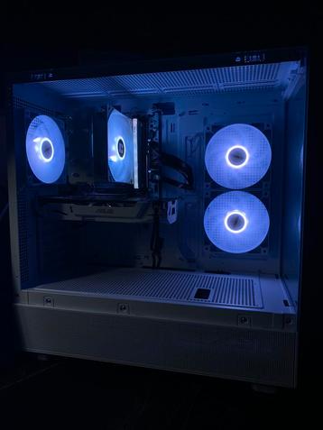 Witte Gaming Pc beschikbaar voor biedingen