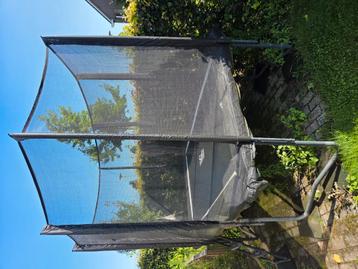 Salta trampoline beschikbaar voor biedingen