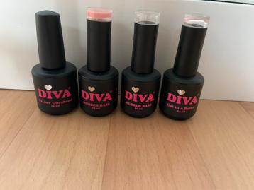 Diva: Primer, Rubber Base, Rubber Base Clear en Biab beschikbaar voor biedingen