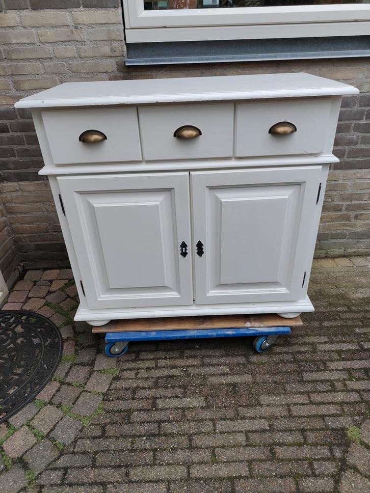 Gratis Dressoir - Af te halen!, Huis en Inrichting, Kasten | Buffetkasten, Gebruikt, 100 tot 150 cm, 100 tot 150 cm, 25 tot 50 cm