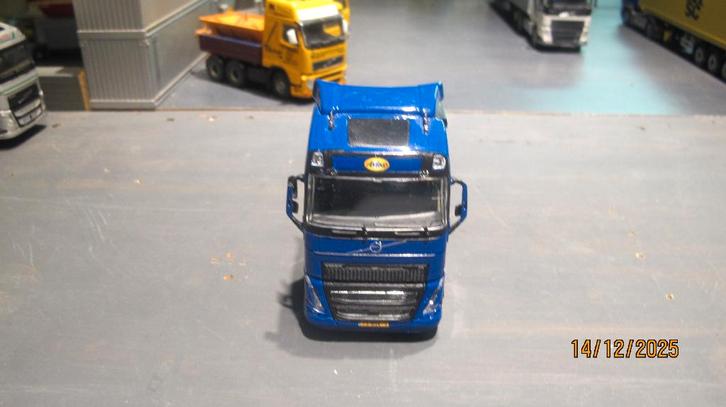 WSI Volvo FH Aviko B Keuze Z.G.A.N., Hobby en Vrije tijd, Modelauto's | 1:50, Zo goed als nieuw, Bus of Vrachtwagen, Wsi, Ophalen of Verzenden
