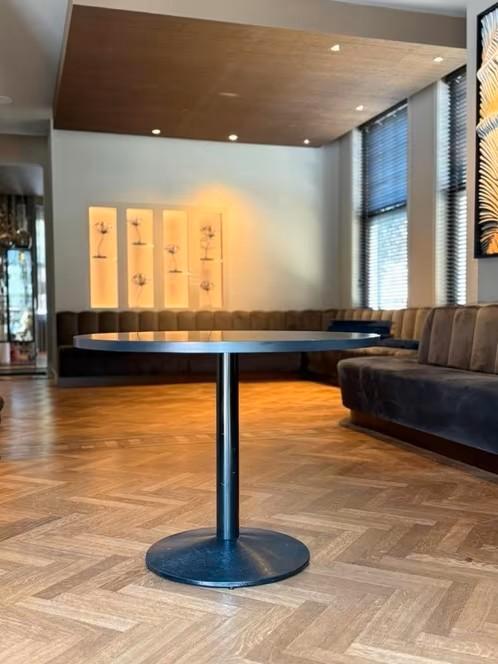 Kaja eettafels - 25 stuks in verschillende formaten, Huis en Inrichting, Tafels | Eettafels, Gebruikt, 50 tot 100 cm, Overige vormen