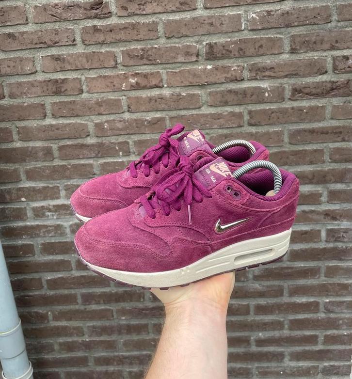 Nike Air Max 1 Premium SC Jewel Bordeaux, Kleding | Dames, Schoenen, Zo goed als nieuw, Sneakers of Gympen, Overige kleuren, Ophalen of Verzenden