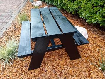 Kinder picknicktafel  beschikbaar voor biedingen