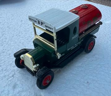 Model auto’s Matchbox  (2) models of yesteryear by Lesney beschikbaar voor biedingen