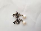 Trollbeads Parel Oorbellen Bloemen, Hangers, Ophalen of Verzenden, Zo goed als nieuw, Zilver
