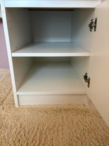 IKEA MALM bureau 2 jaar oud. - afbeelding 3