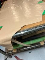 Beige kleur Italiaanse halve huid 1.3mm stug glans  A274, Beige, Leer of Kunstleer, Ophalen of Verzenden, Zo goed als nieuw