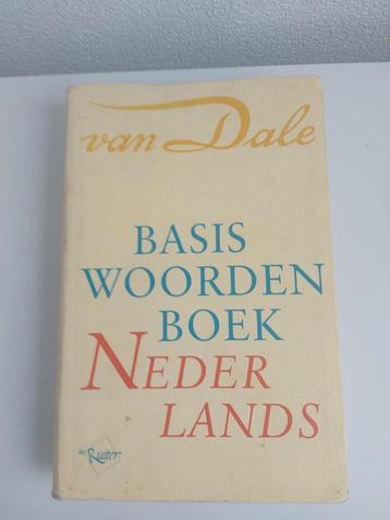 Van Dale Basiswoordenboek Nederlands beschikbaar voor biedingen
