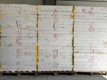 Gebruikt EPS 100-SE isolatiemateriaal 120x100 cm – 12 cm dik beschikbaar voor biedingen