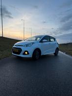 Hyundai i10 1.0i 66pk 2015 Wit, Auto's, Wit, Overige kleuren, Handgeschakeld, Metallic lak