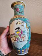 Vintage Chinese vaas Chinees porselein Famille Rose 26 cm, Ophalen of Verzenden