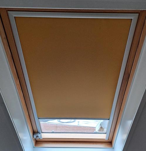 Velux verduisterend rolgordijn dakraam GGL MO8 okergeel, Huis en Inrichting, Stoffering | Gordijnen en Lamellen, Zo goed als nieuw