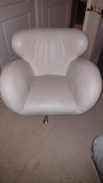 Kuka huiskamer stoelen.