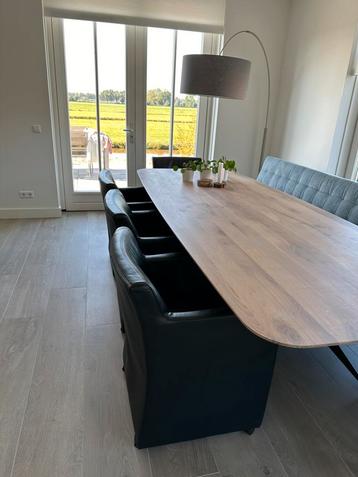 4 zwart leren eetkamer stoelen beschikbaar voor biedingen