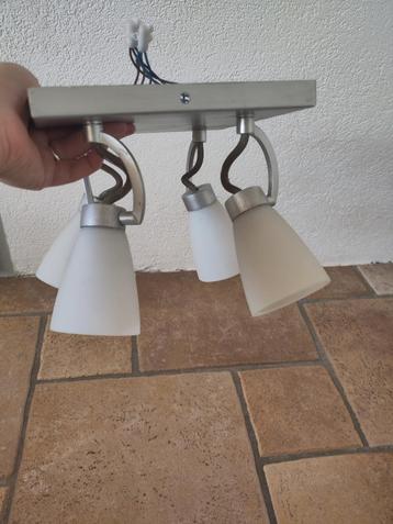 Sier plafonnière met 4 glaasjes beschikbaar voor biedingen