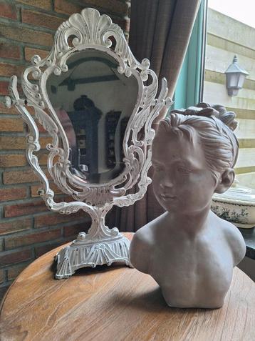 Barok Kantelbare Spiegel Met Geslepen Glas beschikbaar voor biedingen