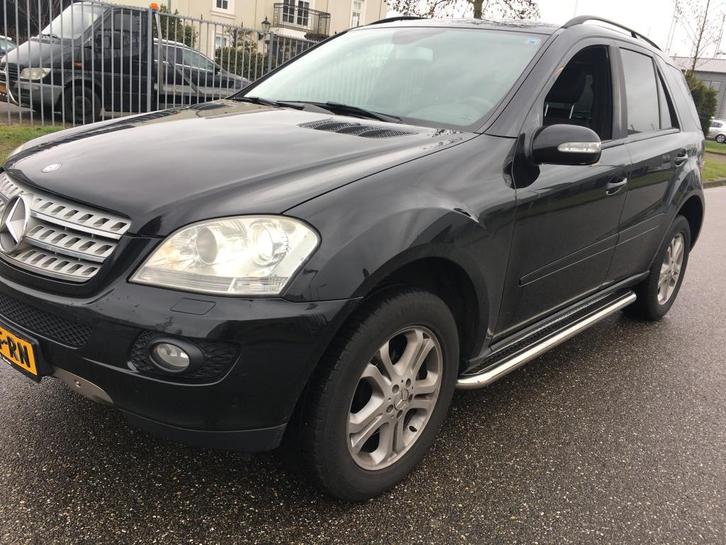 Mercedes ML W164 Sidebars met rvs traanplaat, Auto diversen, Tuning en Styling