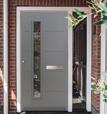 Moderne houten voordeur Vail met IsoTherm HR++ glas Stomp beschikbaar voor biedingen