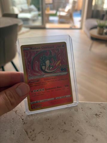 Radiant Charizard - Pokemon GO - 011/078 beschikbaar voor biedingen