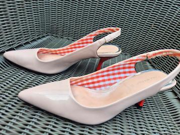 Zara Slingback Pumps Beige Lak Maat 37 beschikbaar voor biedingen