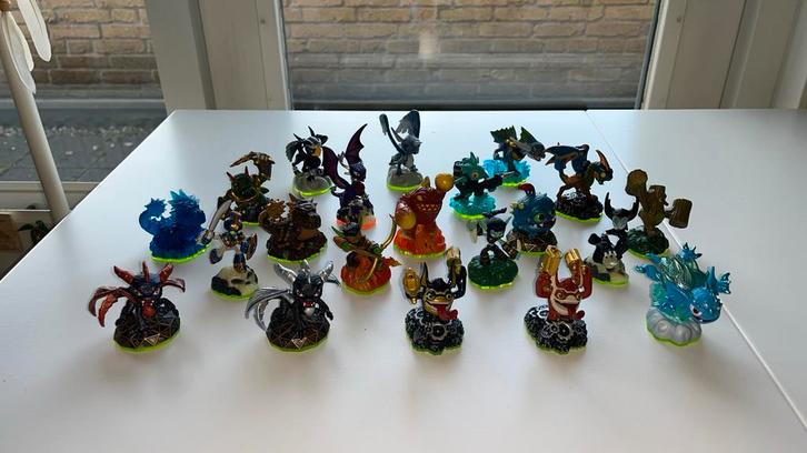 Skylanders figuren, Spelcomputers en Games, Games | Xbox 360, Gebruikt, Avontuur en Actie, 2 spelers, Vanaf 7 jaar, Ophalen of Verzenden