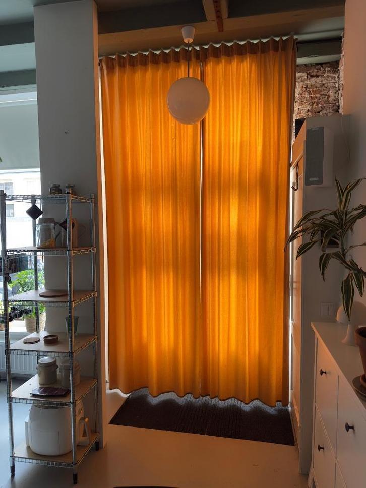 Overgordijnen beige zandkleur velours, Huis en Inrichting, Stoffering | Gordijnen en Lamellen, Zo goed als nieuw, 200 cm of meer