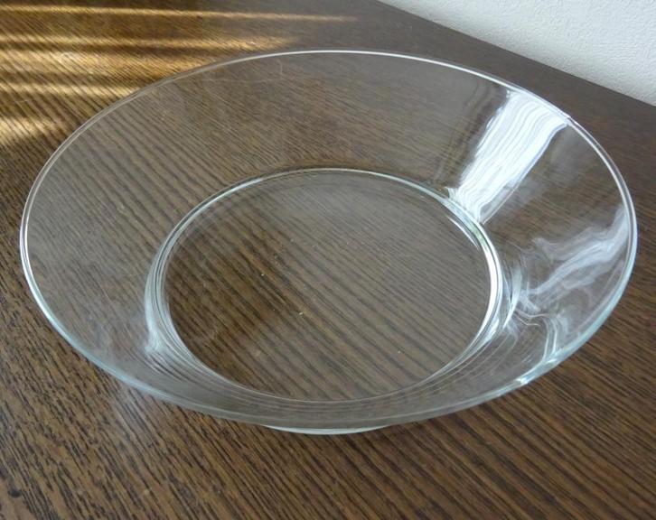 Glazen schaal, Huis en Inrichting, Keuken | Servies, Zo goed als nieuw, Schaal of Schalen, Overige stijlen, Glas, Ophalen