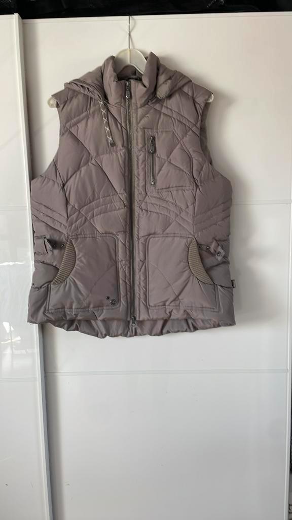 Taupekleurige bodywarmer XL, Kleding | Dames, Bodywarmers, Zo goed als nieuw, Ophalen of Verzenden