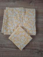 Vintage eenpersoons laken met kussensloop, Ophalen of Verzenden, Gebruikt, Eenpersoons, Geel