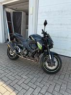 Kawasaki Z800e - Naked Bike met Akrapovic uitlaat, Motoren, 4 cilinders, Meer dan 35 kW, ABS, Minimaal motorrijbewijs A1