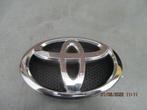 Embleem voorbumper toyota auris E 18, Ophalen of Verzenden, Nieuw, Toyota