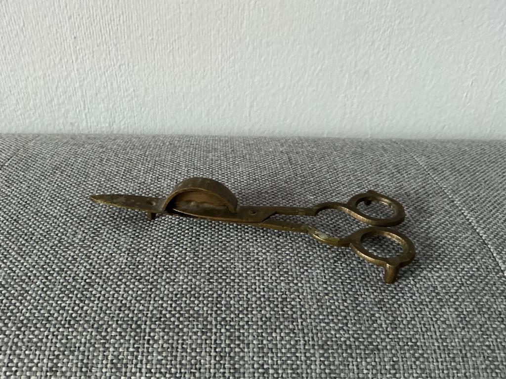 Antieke kaarsensnuffer schaar, Ophalen of Verzenden, Koper of Brons