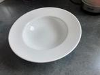 Grote hand made diepe borden pasta soep restuarant borden, Huis en Inrichting, Keuken | Servies, Ophalen of Verzenden, Zo goed als nieuw