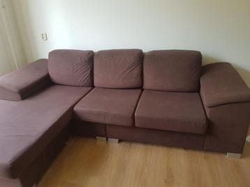 Bruine bank 260x96x80 cm met liggedeelte beschikbaar voor biedingen