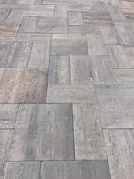 Partij nieuwe oprit betontegels 5m2, Tuin en Terras, Tegels en Klinkers, Ophalen, Nieuw, Minder dan 5 m², Beton