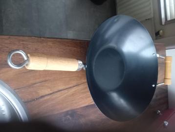 Grote wok pan, nieuw beschikbaar voor biedingen