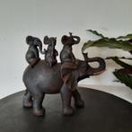 Beeld van een Olifant met Kleine Olifantjes Nieuw, Verzamelen, Beelden en Beeldjes, Ophalen of Verzenden, Nieuw, Dier