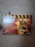 Escape Room The Game: Secret of the Scientist, Hobby en Vrije tijd, Gezelschapsspellen | Bordspellen, Identity Games, Een of twee spelers