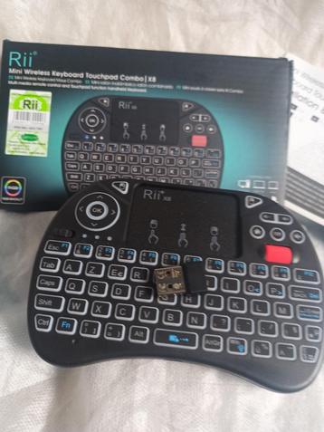 Mini Keyboard RII-x8 beschikbaar voor biedingen