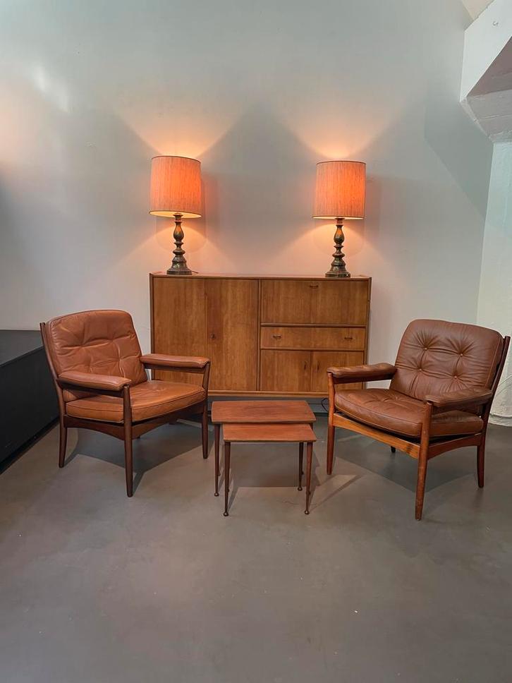 Vintage dressoir  Boekenkast Jaren 60, Antiek en Kunst, Antiek | Meubels | Kasten, Ophalen