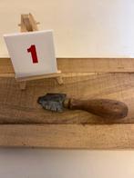 Antieke Handgereedschap om zaagtanden te zetten 16 cm, Ophalen of Verzenden