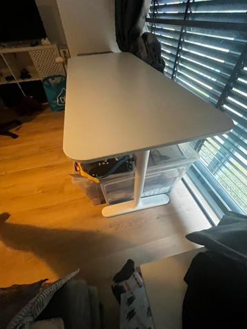 Ikea bureau bekant - afbeelding 2