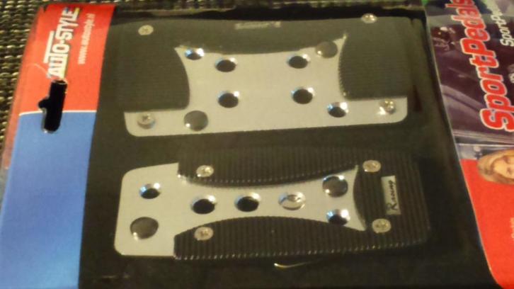 sport pedalen set voor auto met automaatbak, Auto diversen, Tuning en Styling, Verzenden