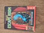 Escaperoom pocket Achter het gordijn, Hobby en Vrije tijd, Gezelschapsspellen | Kaartspellen, Ophalen of Verzenden, Zo goed als nieuw