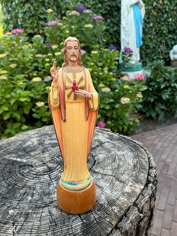 Heilig Hart Jezus Beeldje ❤️ op houten voetstuk beschikbaar voor biedingen