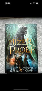 Cassandra Clare - De ijzerproef, Boeken, Ophalen of Verzenden, Zo goed als nieuw, Cassandra Clare; Holly Black